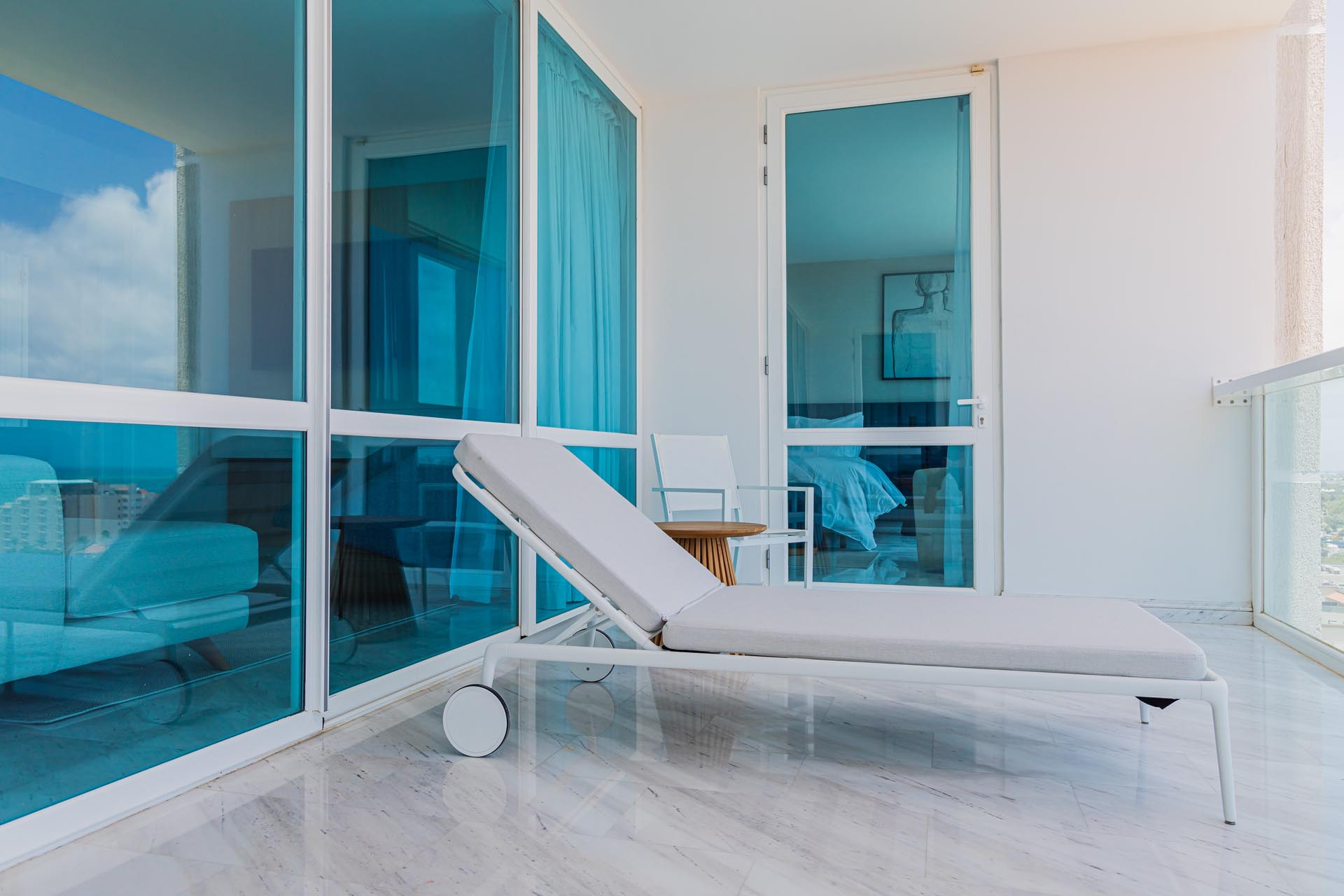 Large balcony overlooking ocean